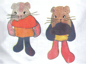 Long Sleeve T-Shirt- 2 rats holding mushrooms b (S)